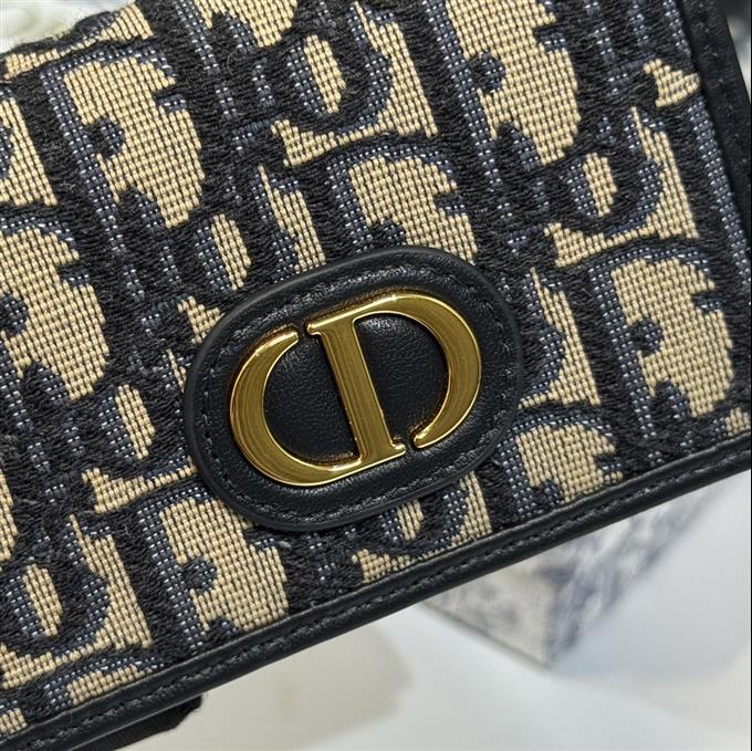 2025228Y 200P182141625